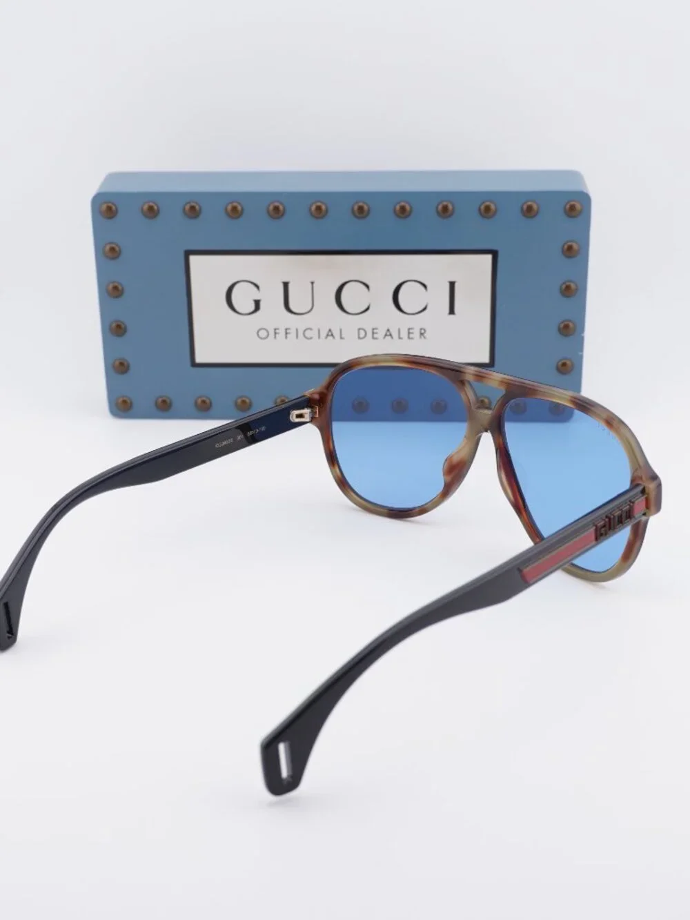 Gucci model gg0463s